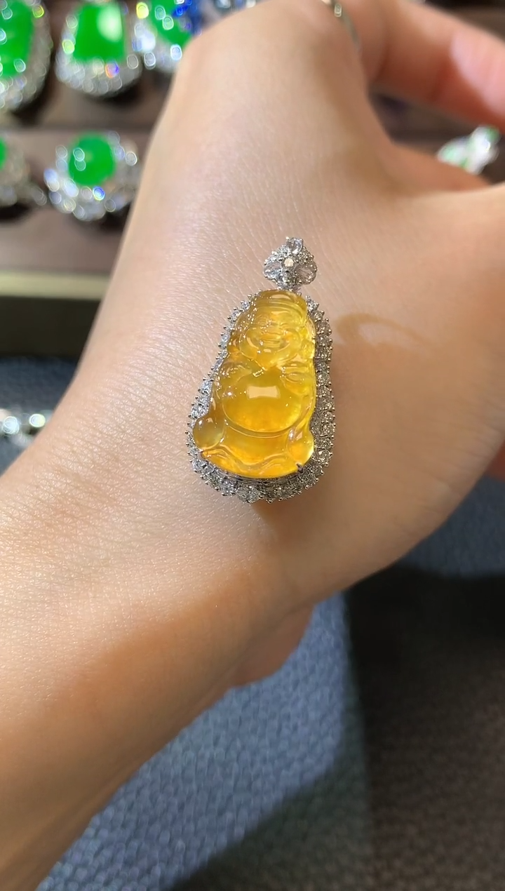 【闪购商品】翡翠吊坠(不含链)18K金镶嵌C12
