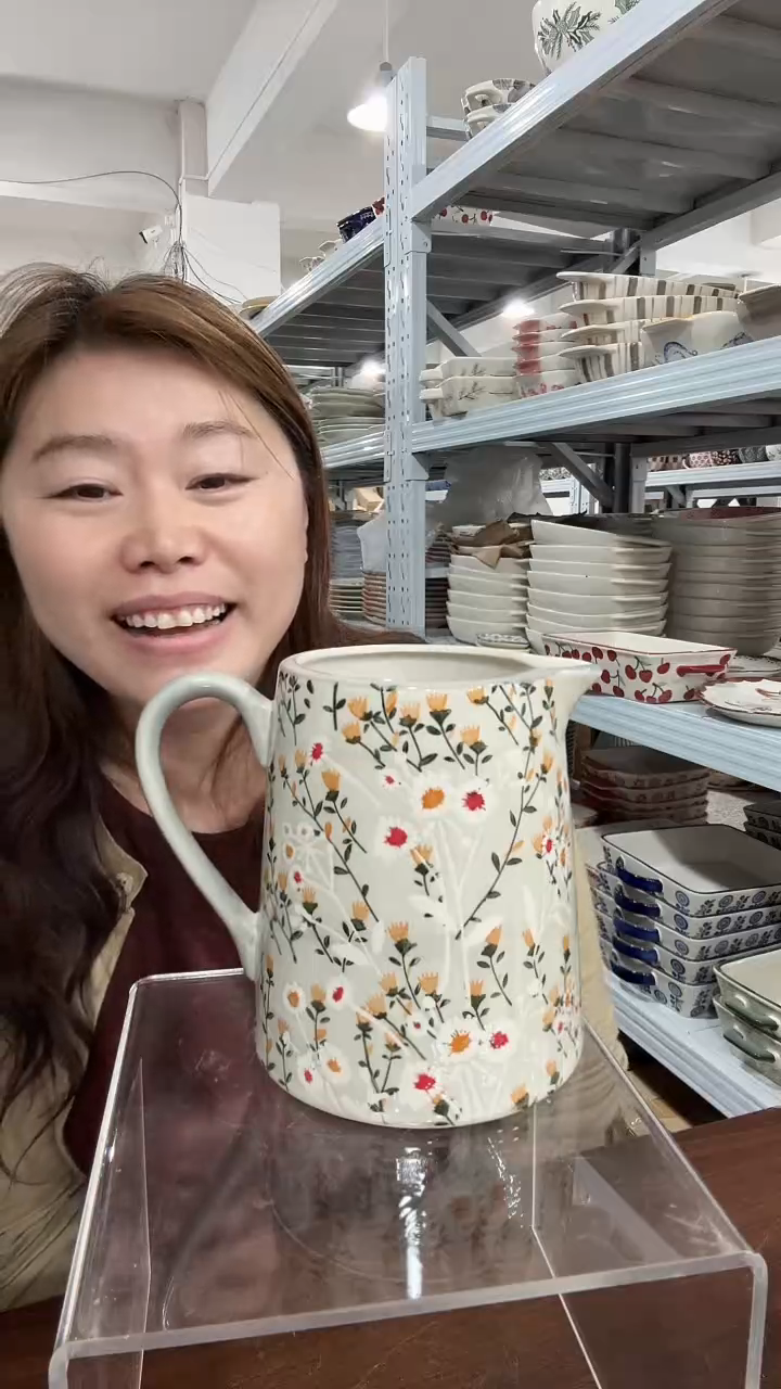 陶白色雏菊凉水壶