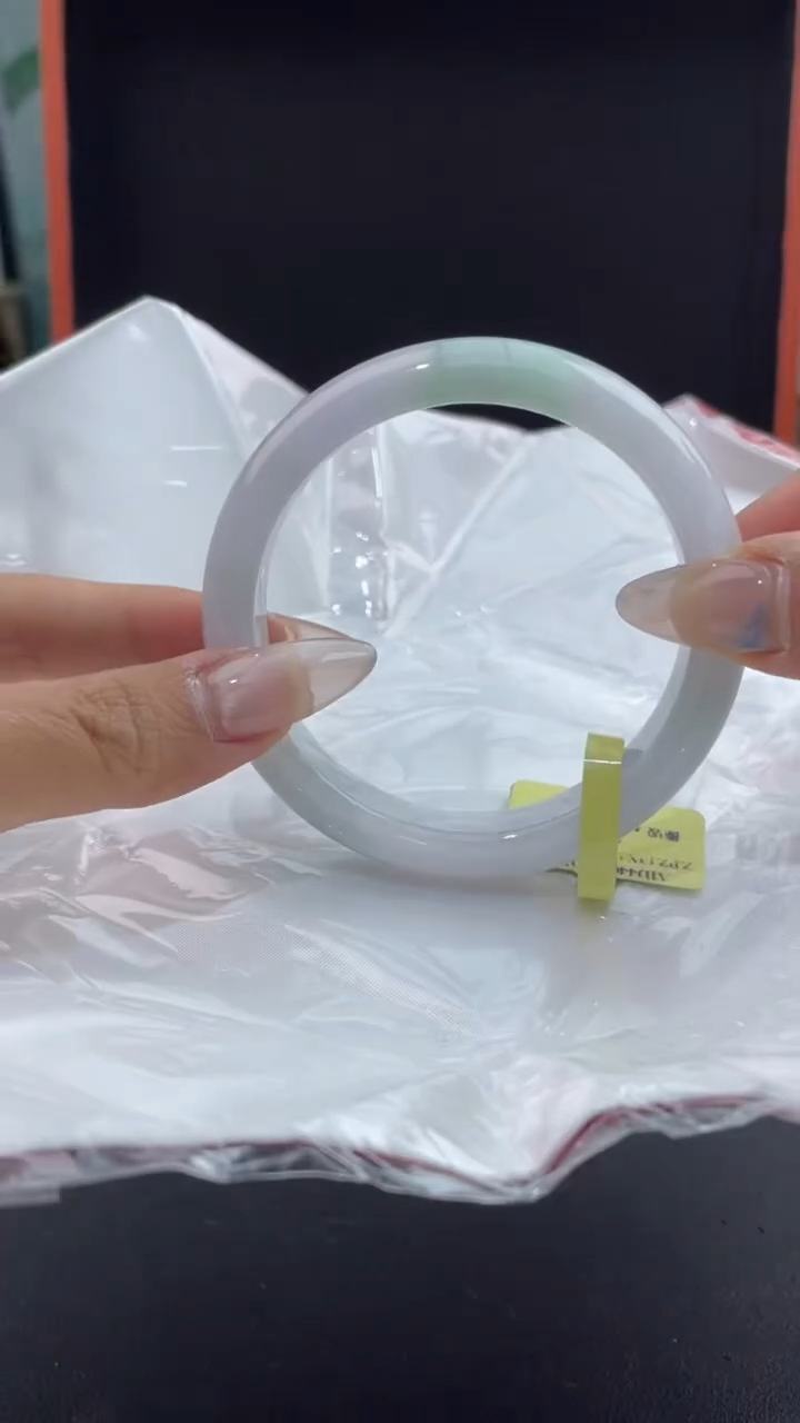 【闪购商品】翡翠手镯未镶嵌11翡翠手镯