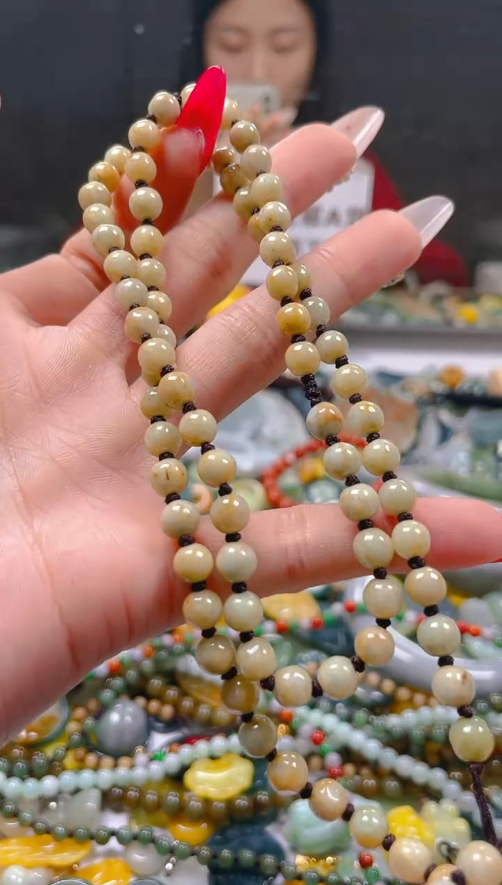 【闪购商品】翡翠颈饰未镶嵌6MM/M/翡翠A货一图一物