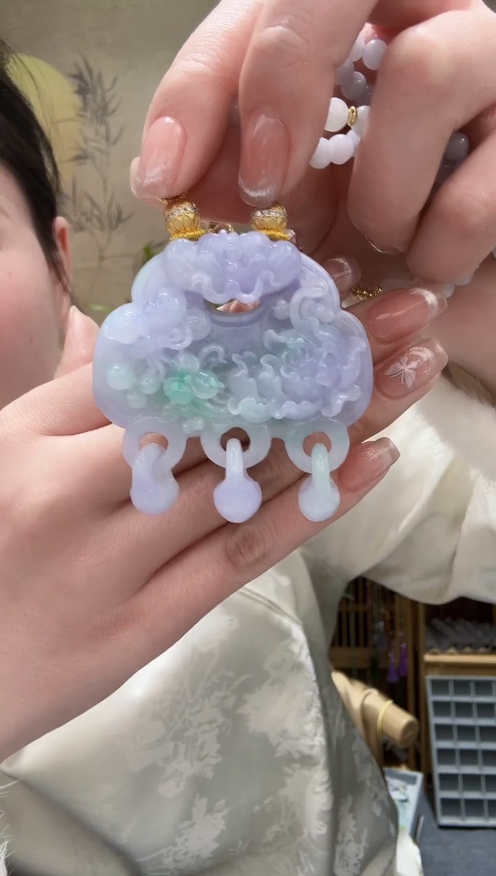 【闪购商品】翡翠颈饰未镶嵌吊坠