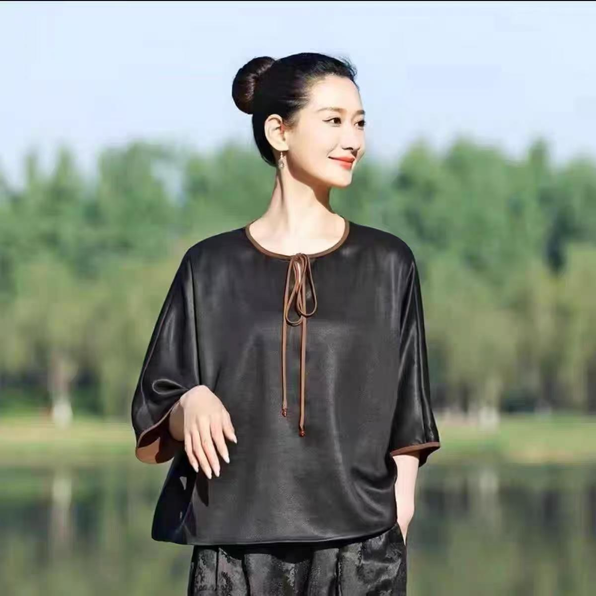 皮大衣中老年女装妈妈秋季真丝连衣裙冬季