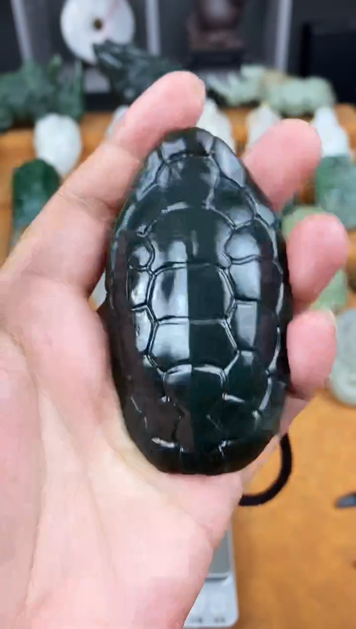 未镶嵌和田玉把件1