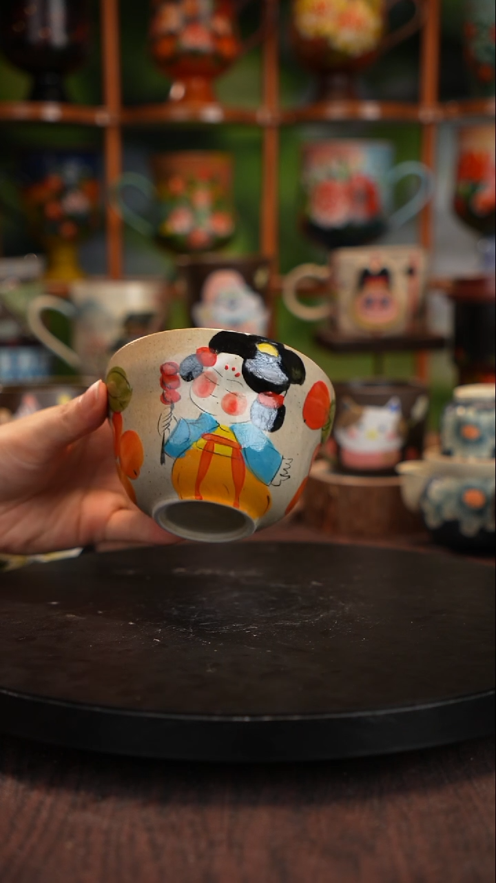 五彩手绘陶瓷碗1