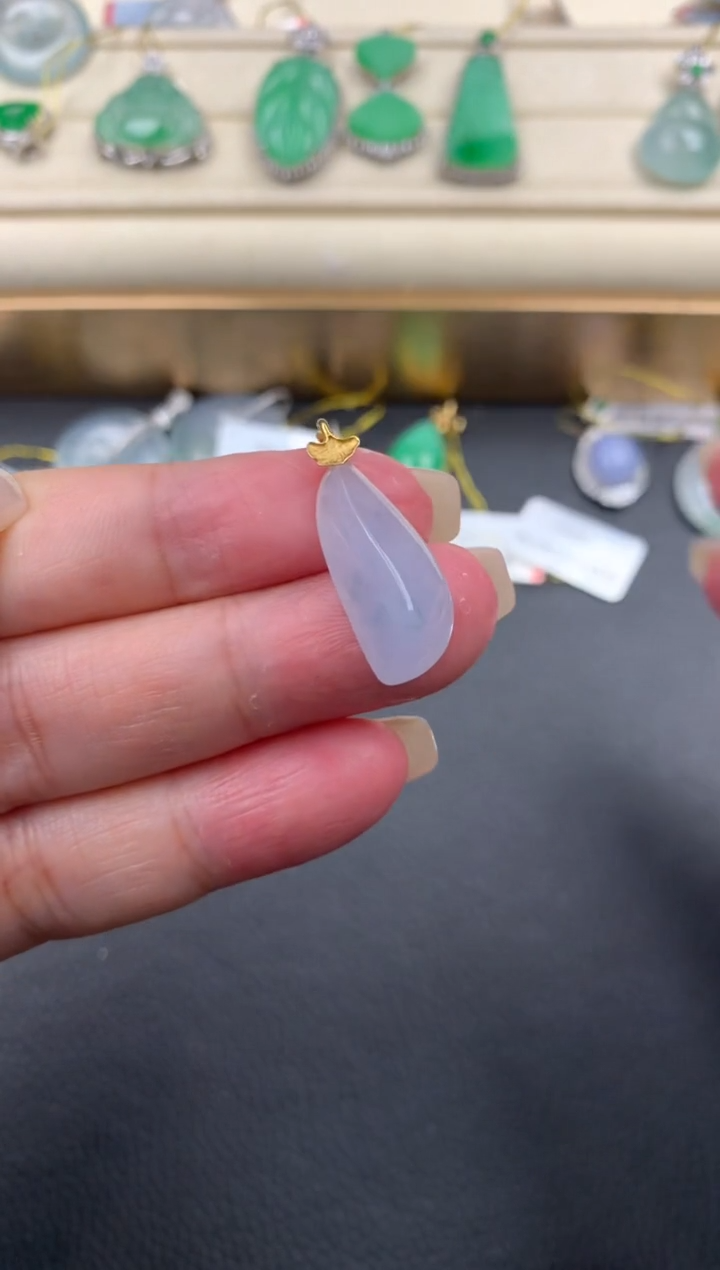 【闪购商品】翡翠颈饰18K金镶嵌Q604      