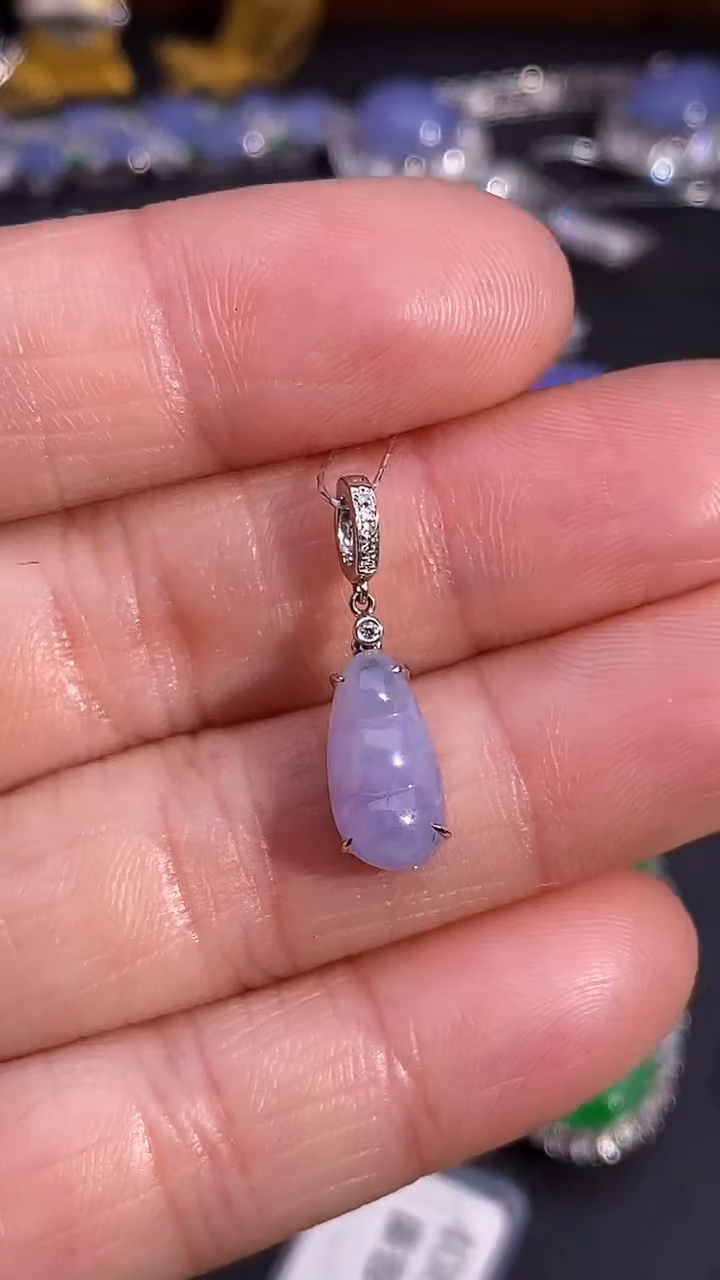 【闪购商品】翡翠吊坠(不含链)18K金镶嵌吊坠