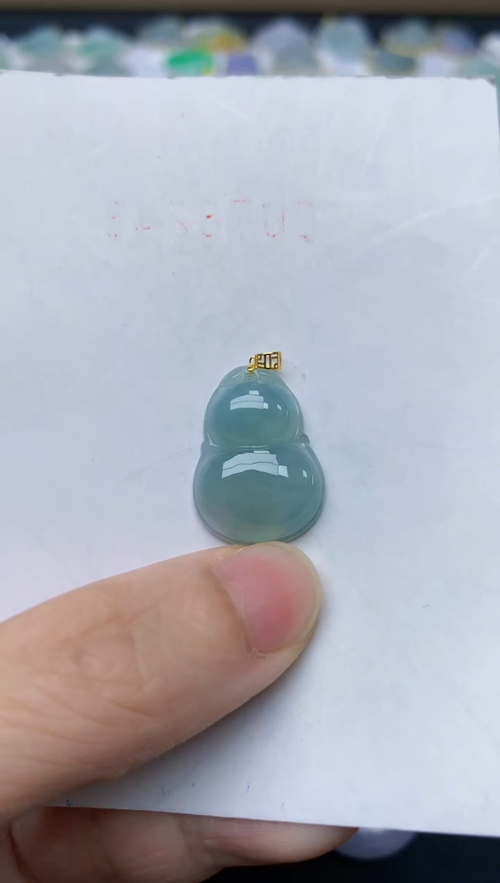 翡翠18K金镶嵌颈饰天然缅甸A货翡翠