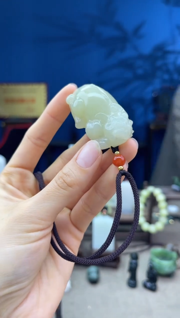 【闪购商品】和田玉颈饰未镶嵌1