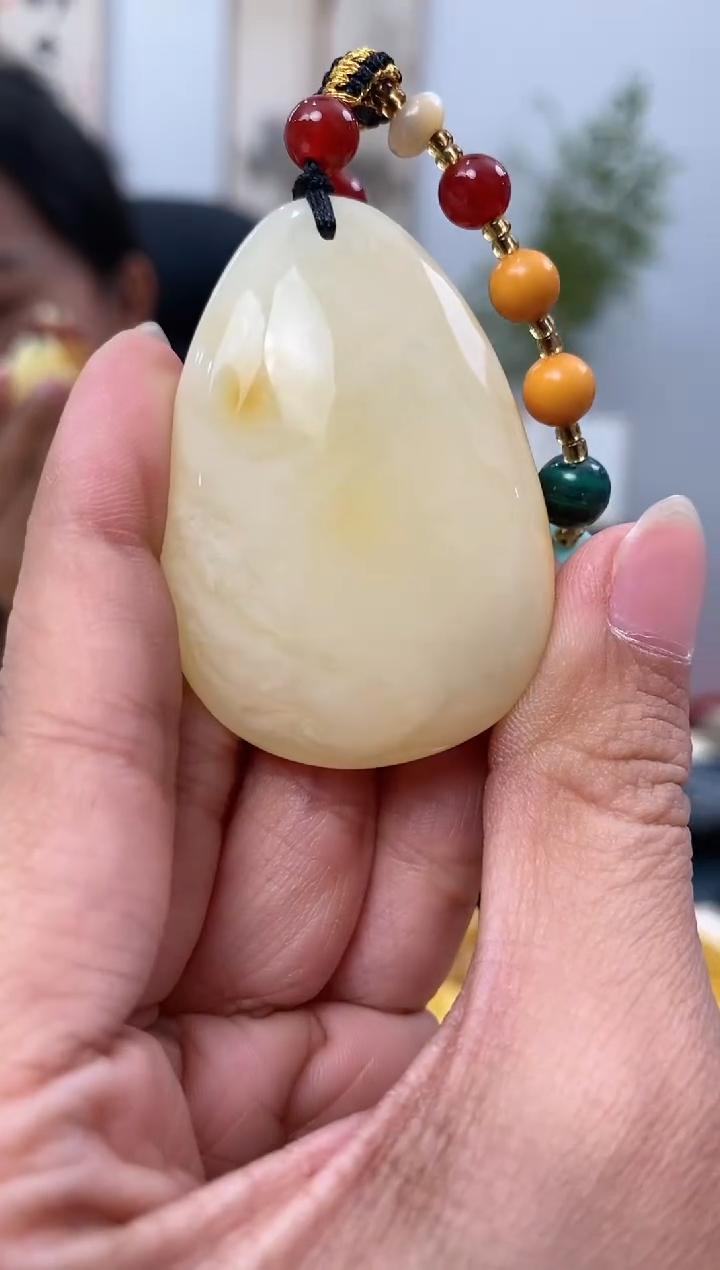 【闪购商品】蜜蜡裸石未镶嵌天然琥珀蜜蜡水滴