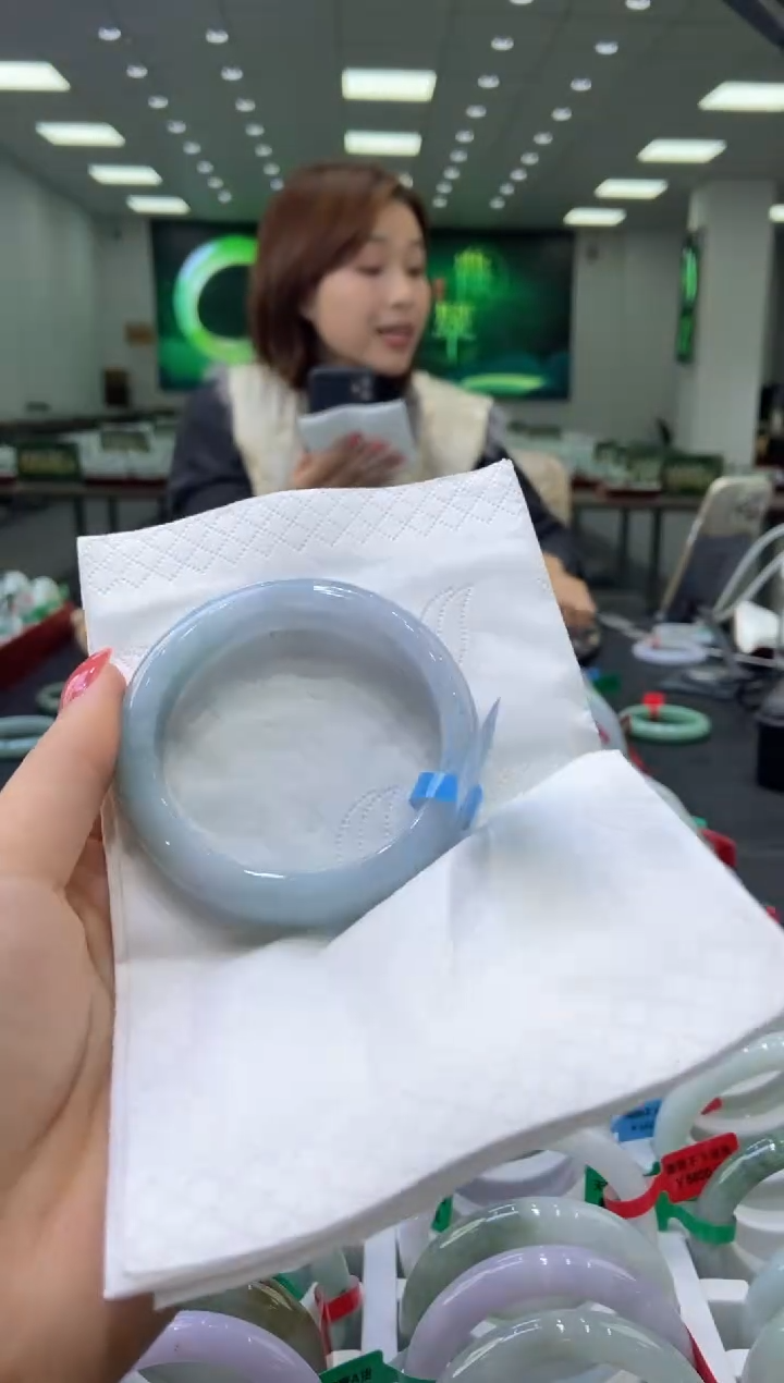 未镶嵌手镯翡翠0055715