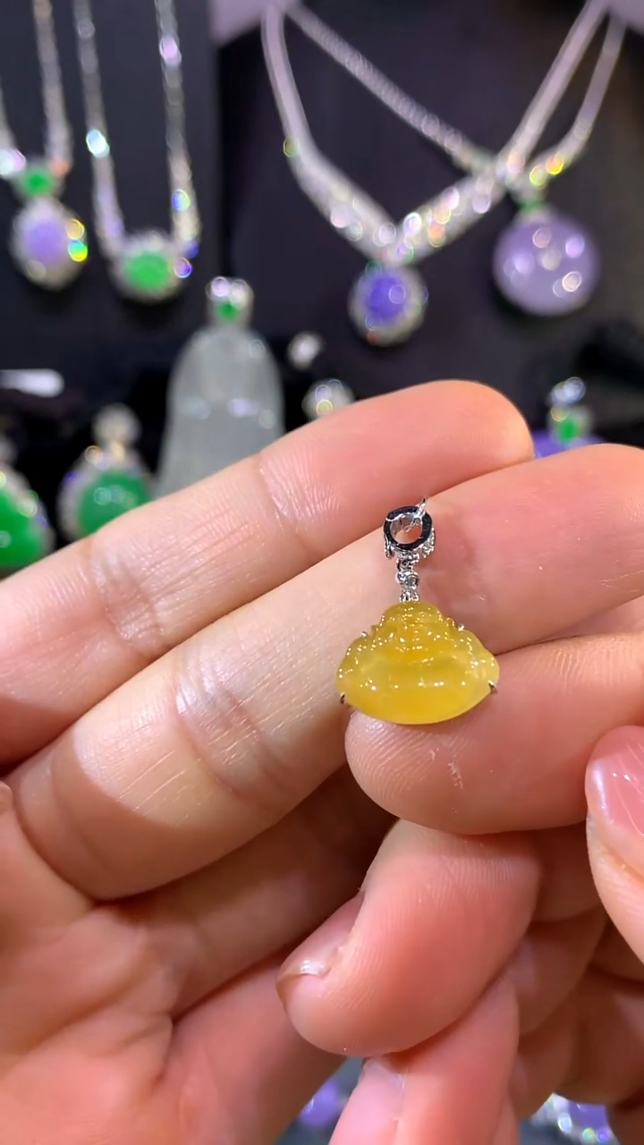 吊坠(不含链)18K金镶嵌翡翠佛公