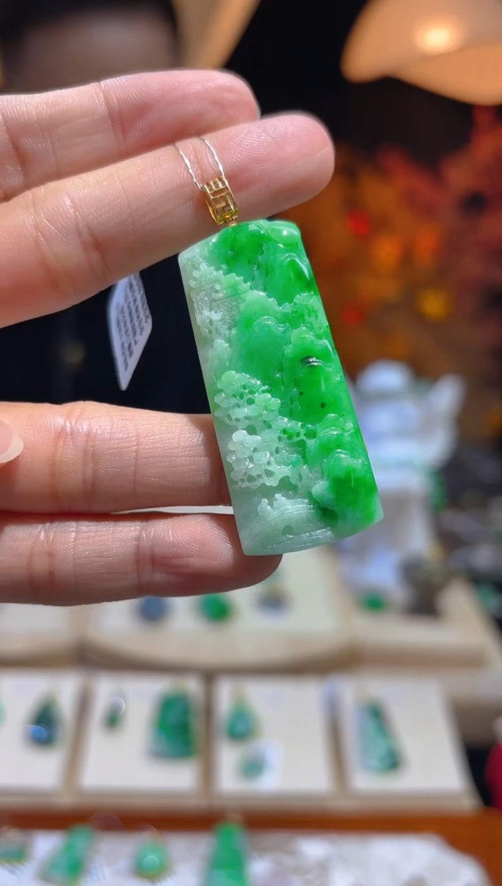 【闪购商品】翡翠颈饰18K金镶嵌假一赔三