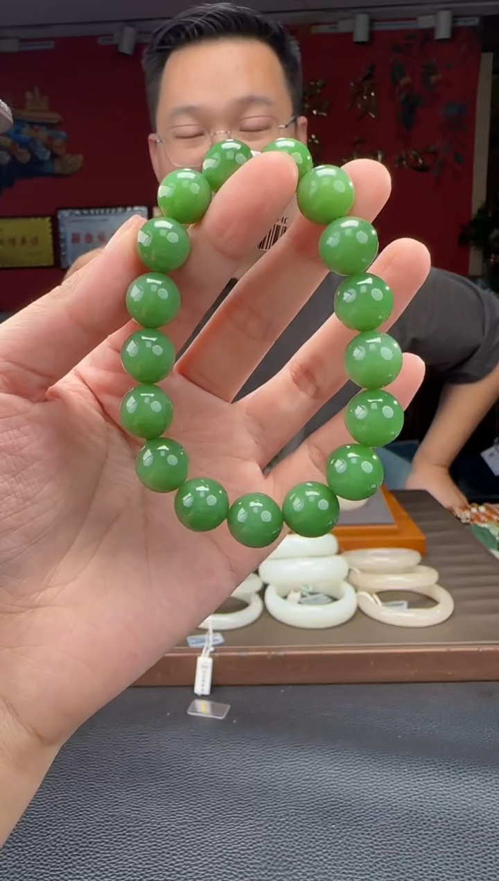 手串未镶嵌和田玉碧玉粉绿单圈手串