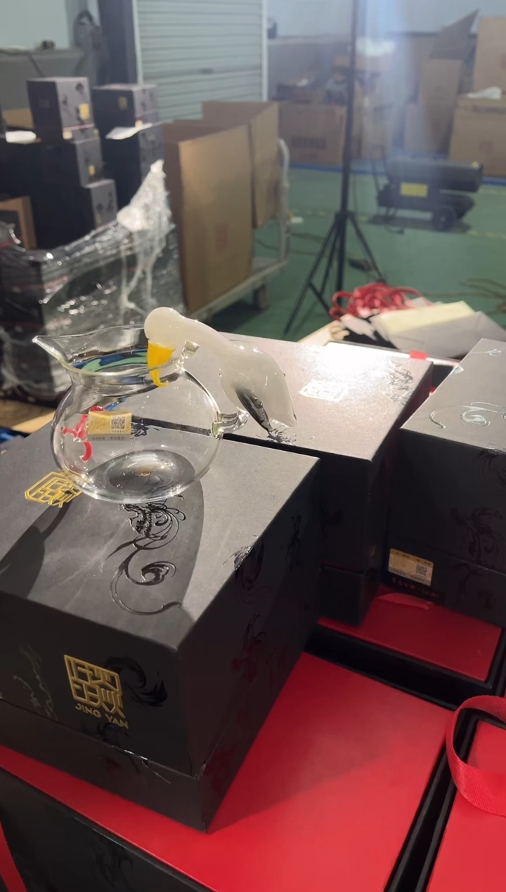 【闪购商品】晶焱鹈鹕公道杯哈哈哈