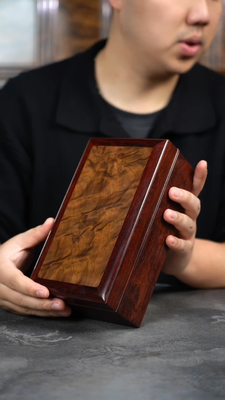 【闪购商品】檀香紫檀（小叶紫檀）木雕918号紫包金精工天地盖首饰盒