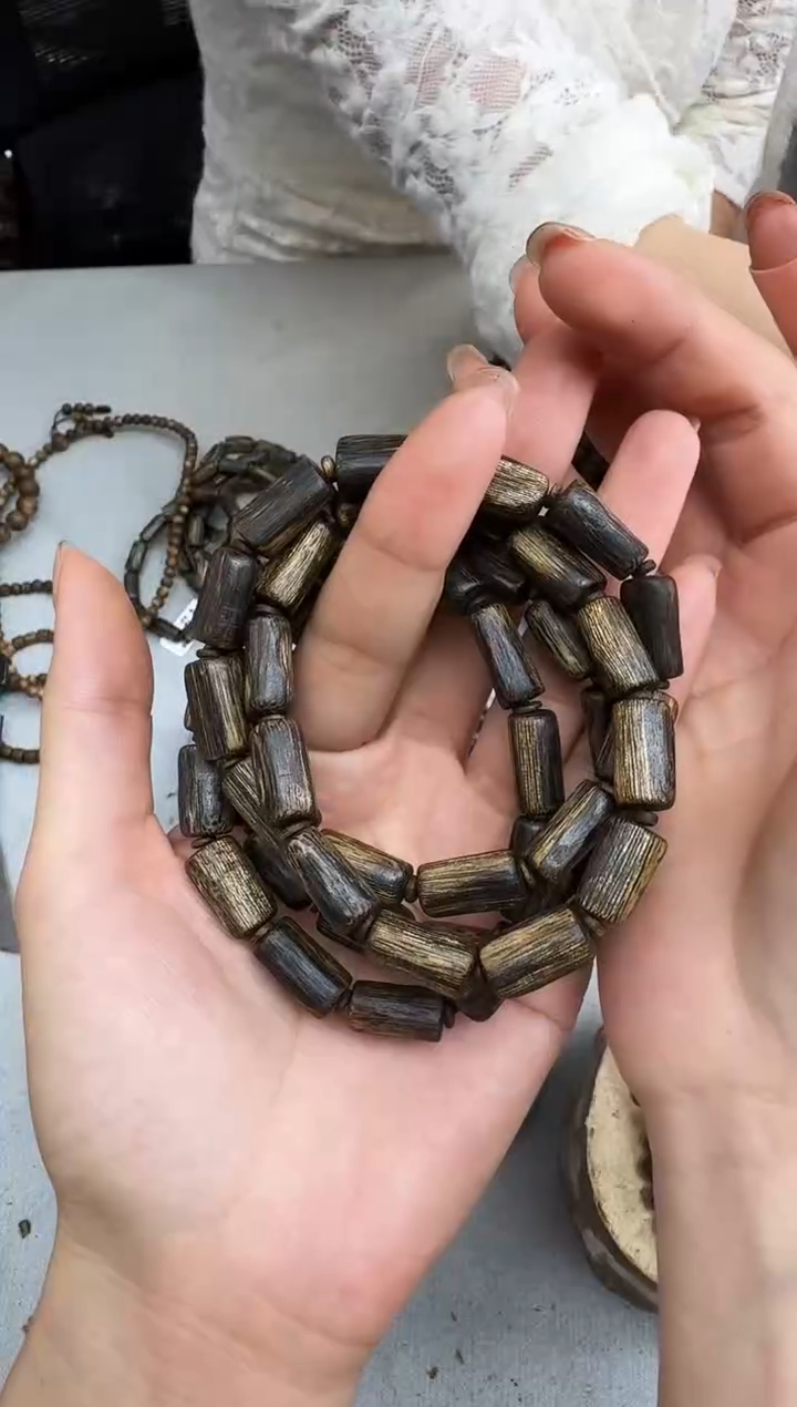 沉香手串0809海南白棋随型单圈多样性发一