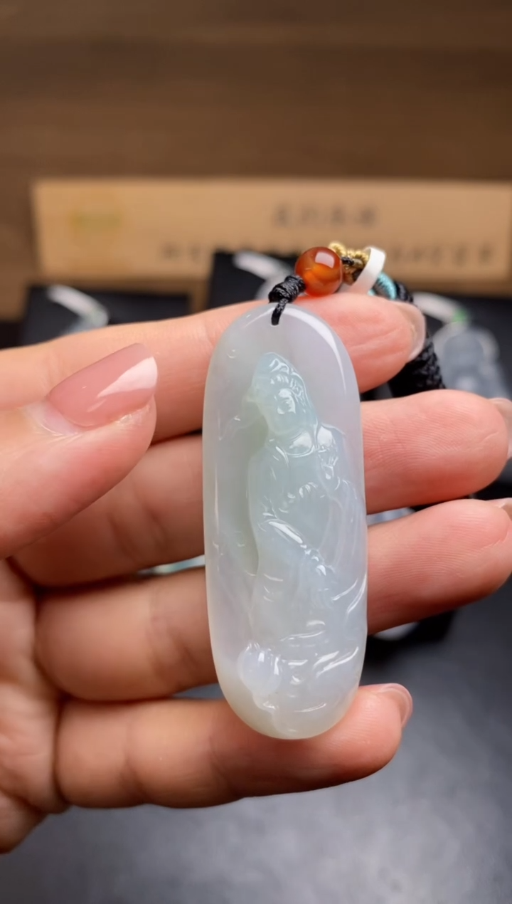 【闪购商品】翡翠颈饰未镶嵌翡翠