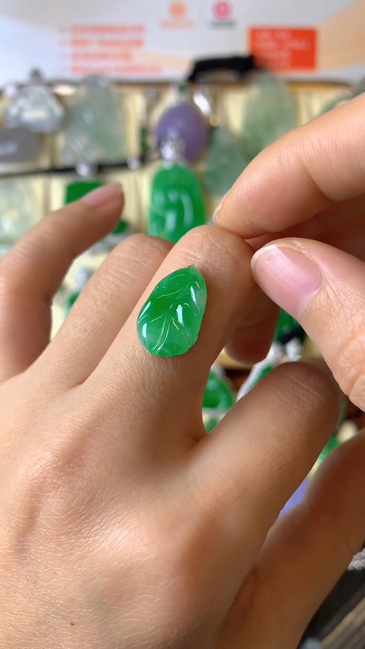 【闪购商品】定制翡翠未镶嵌1裸玉（客户意向镶嵌）