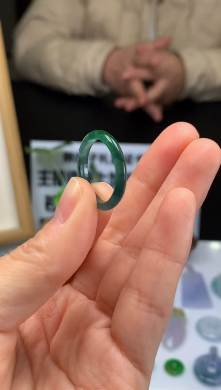 【闪购商品】定制翡翠未镶嵌吊坠-85136