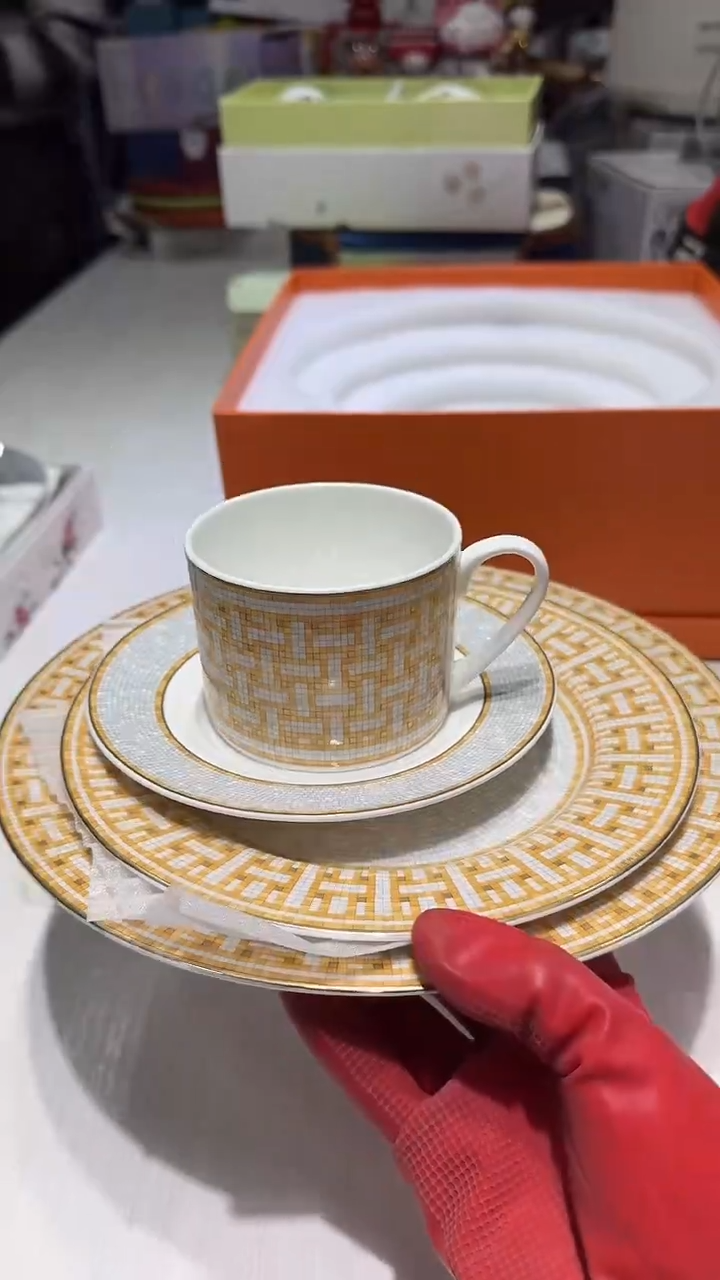 瓷片11111111111@@1