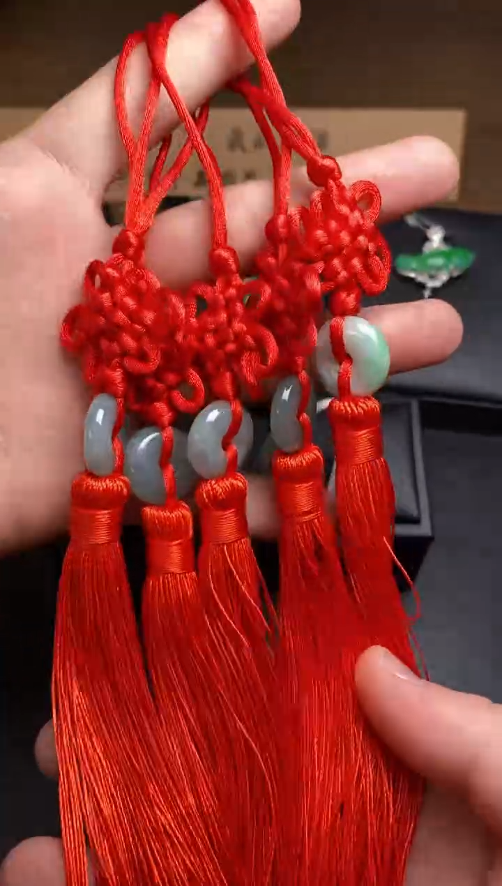 【闪购商品】翡翠颈饰未镶嵌翡翠多样性发货