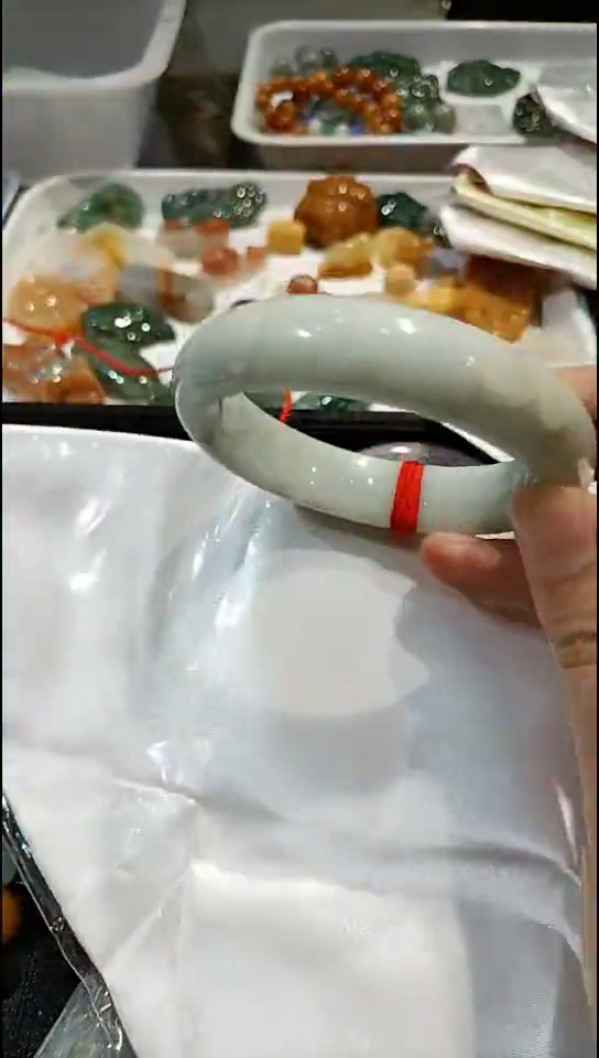 未镶嵌手镯翡翠翡翠手镯