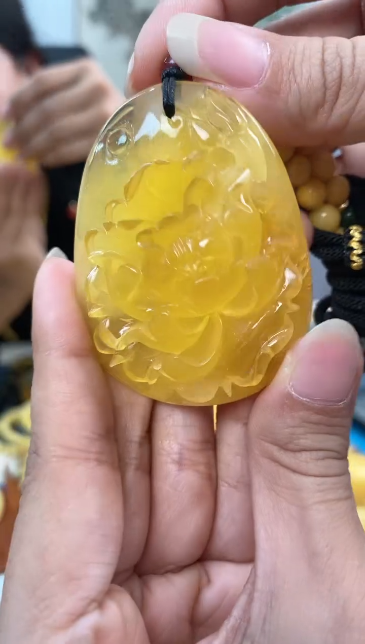 【闪购商品】蜜蜡裸石未镶嵌天然琥珀蜜蜡牡丹花