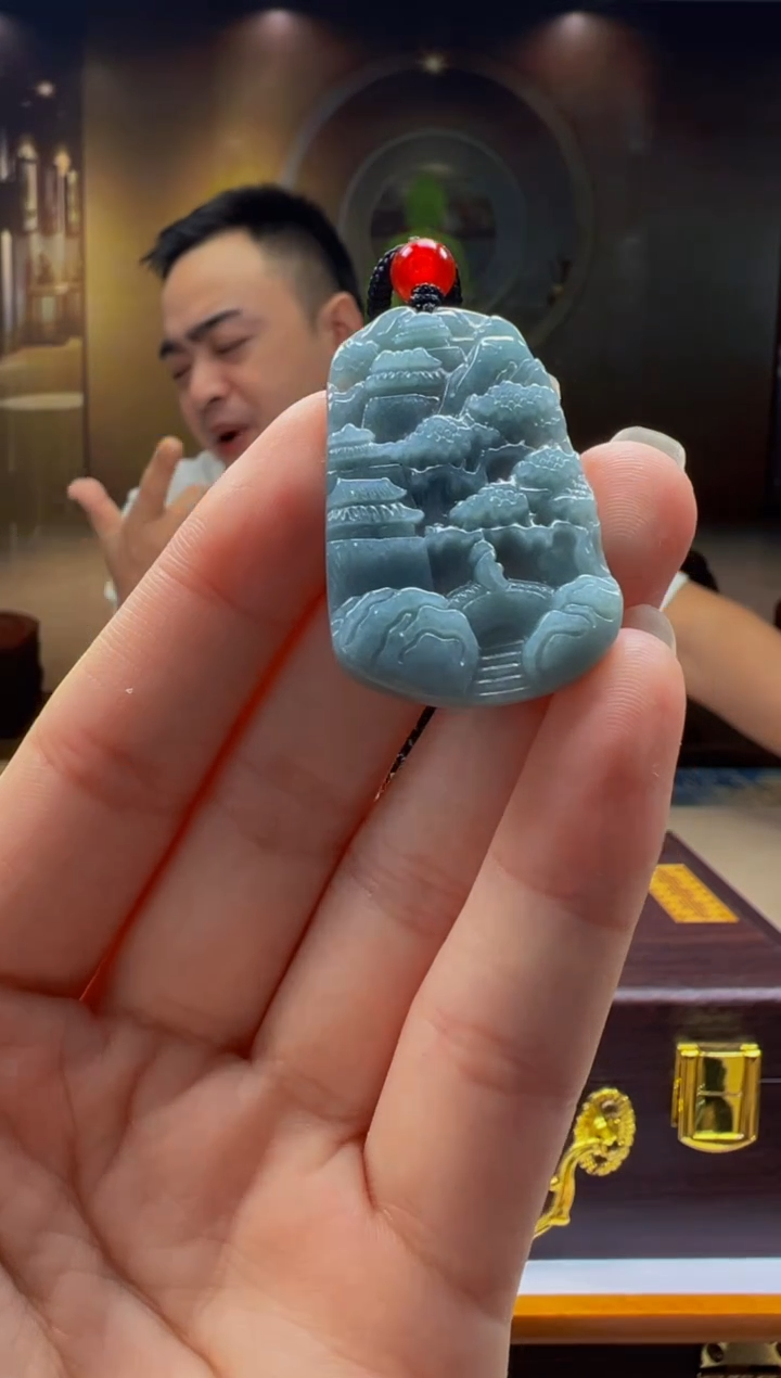 翡翠未镶嵌颈饰Y2025-6-13-29