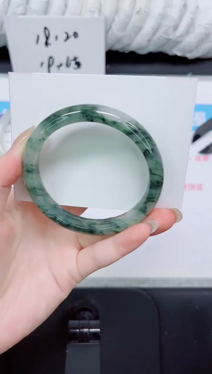 石英质玉手镯未镶嵌351