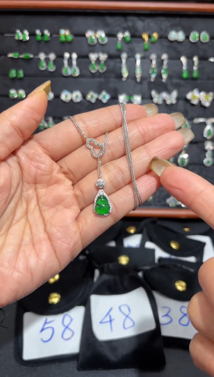 【闪购商品】翡翠颈饰银S925镶嵌葫芦/支持复检/一件