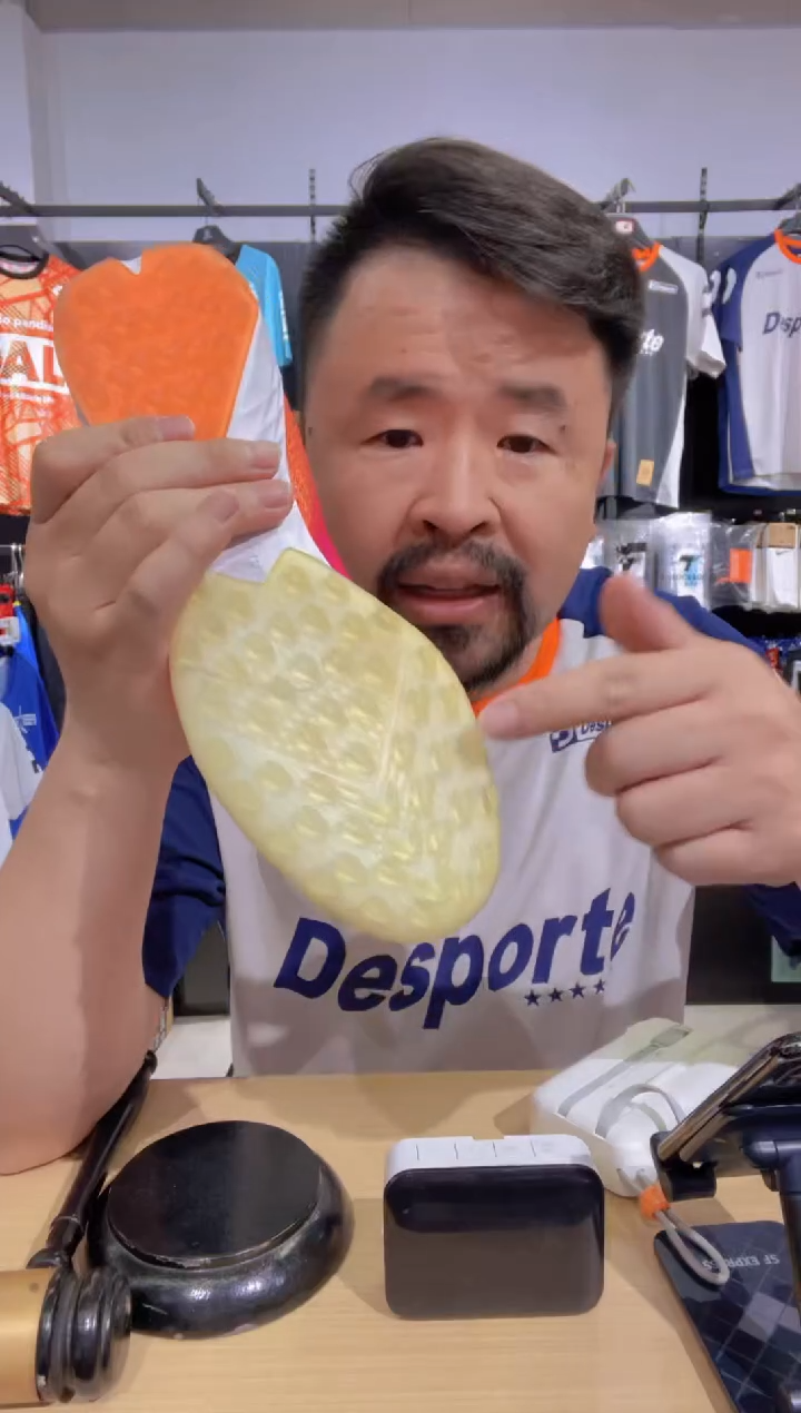 洋**意有轻微氧化390尺码41高端碎钉