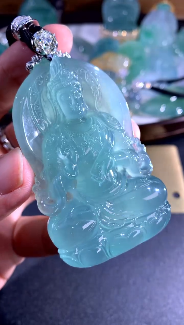 翡翠未镶嵌颈饰天然A货翡翠 定制翡翠 定金