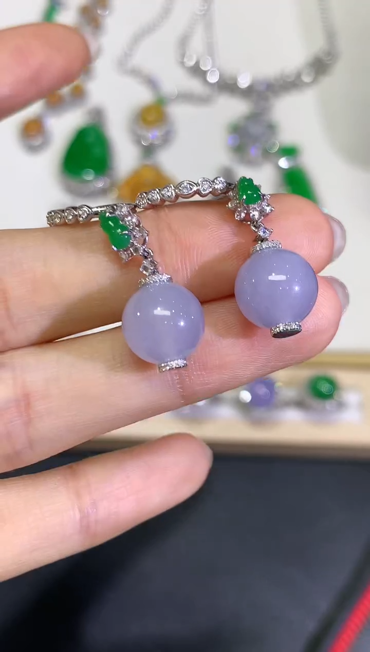 【闪购商品】翡翠颈饰18K金镶嵌团购36