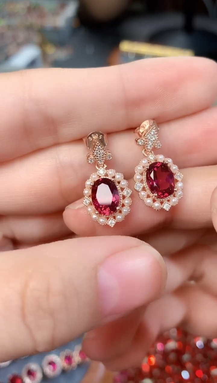 【闪购商品】石榴石耳坠银S925镶嵌天然镁铝