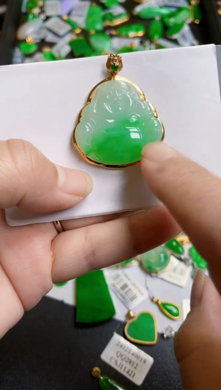 【闪购商品】翡翠颈饰18K金镶嵌佛公