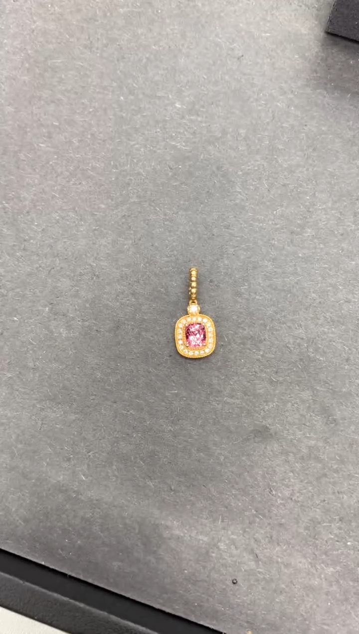 【闪购商品】尖晶石吊坠(不含链)18K金镶嵌67分