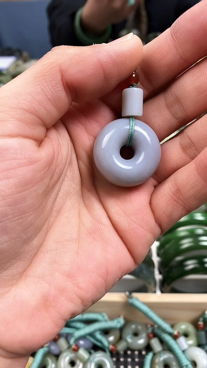 【闪购商品】和田玉手镯未镶嵌27.8