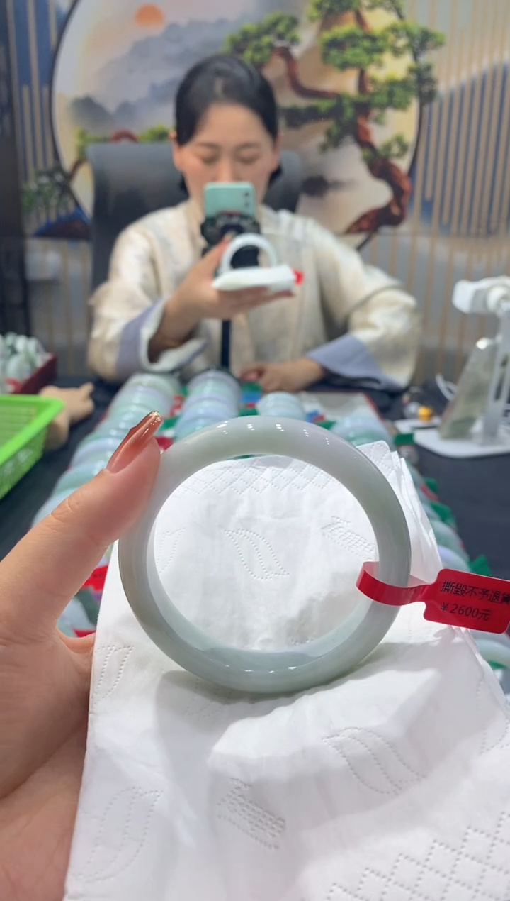 【闪购商品】翡翠手镯未镶嵌00001636