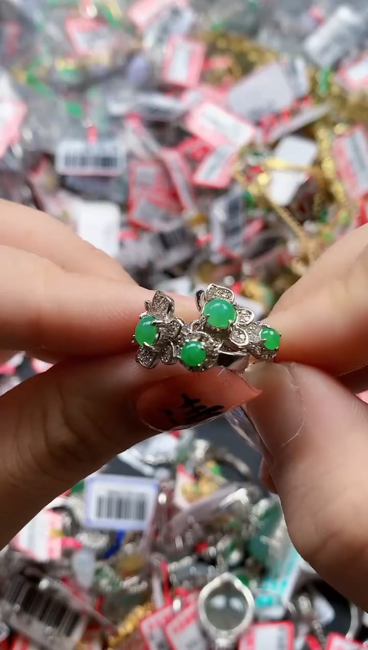 银S925镶嵌戒指翡翠天然A货缅甸翡翠