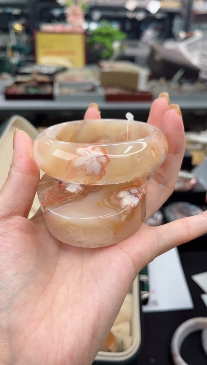 【闪购商品】石英质玉手镯未镶嵌59圈口（赠品镯心）6681156