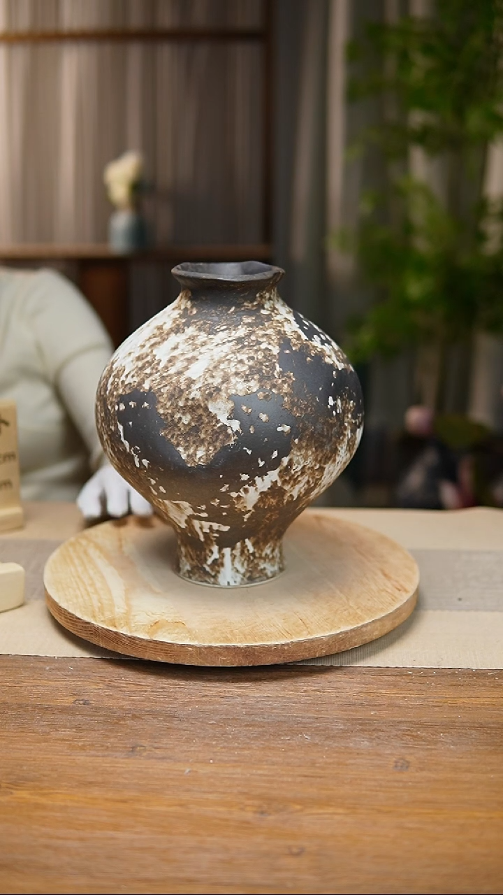 【闪购商品】陶瓷花器诧寂黑灯笼