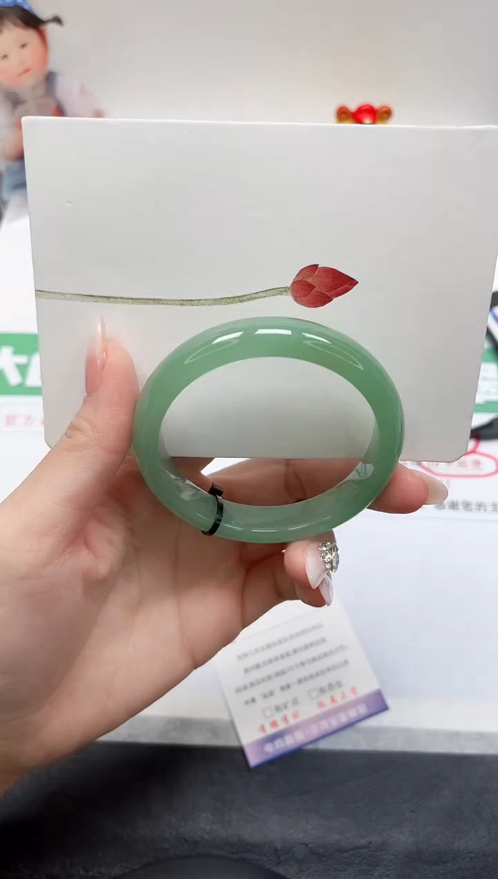 【闪购商品】石英质玉手镯未镶嵌351-55