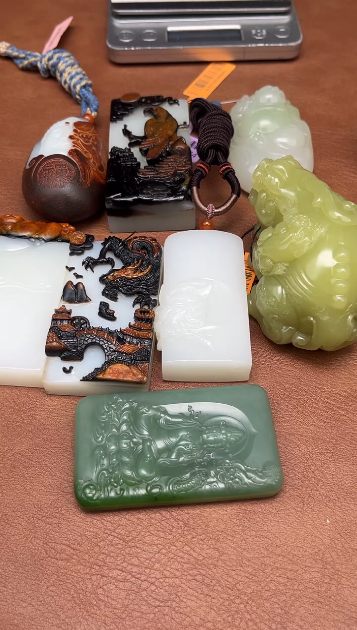 【闪购商品】和田玉2.20GZ多样性拍一发一未镶嵌852147