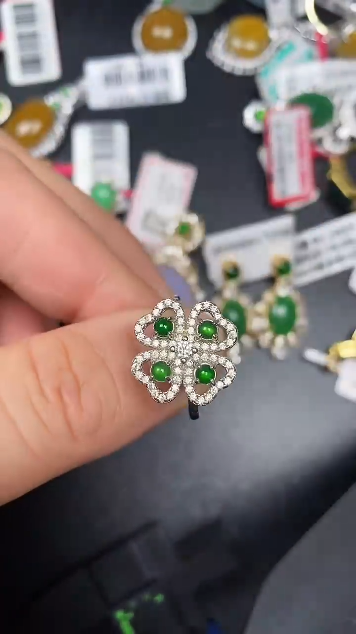 银S925镶嵌戒指翡翠1800