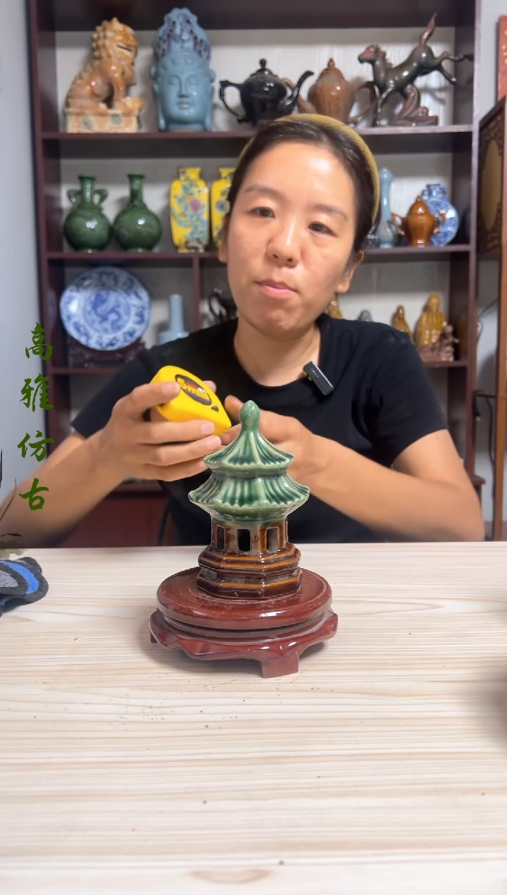 复古高雅瓷器摆件