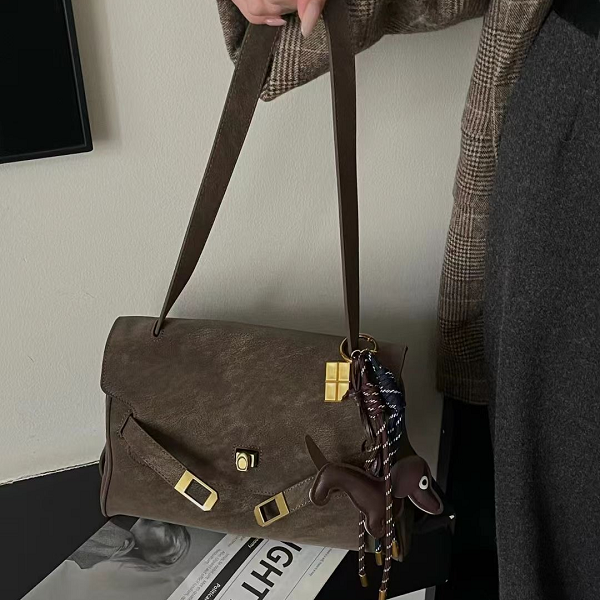 邮差通勤百搭包轻奢风凯莉单肩手提包