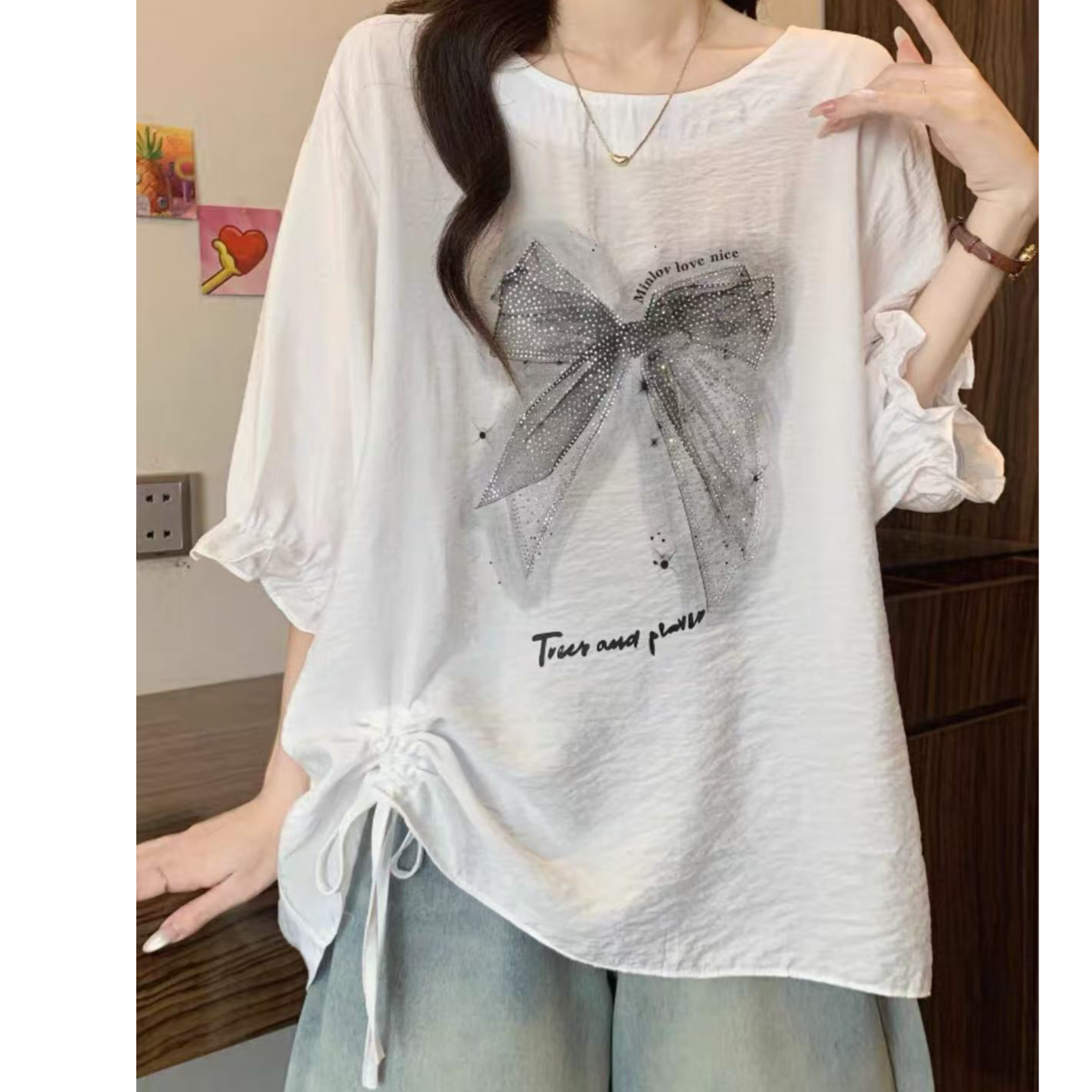 A2976白蝴蝶结烫钻英文时尚T恤