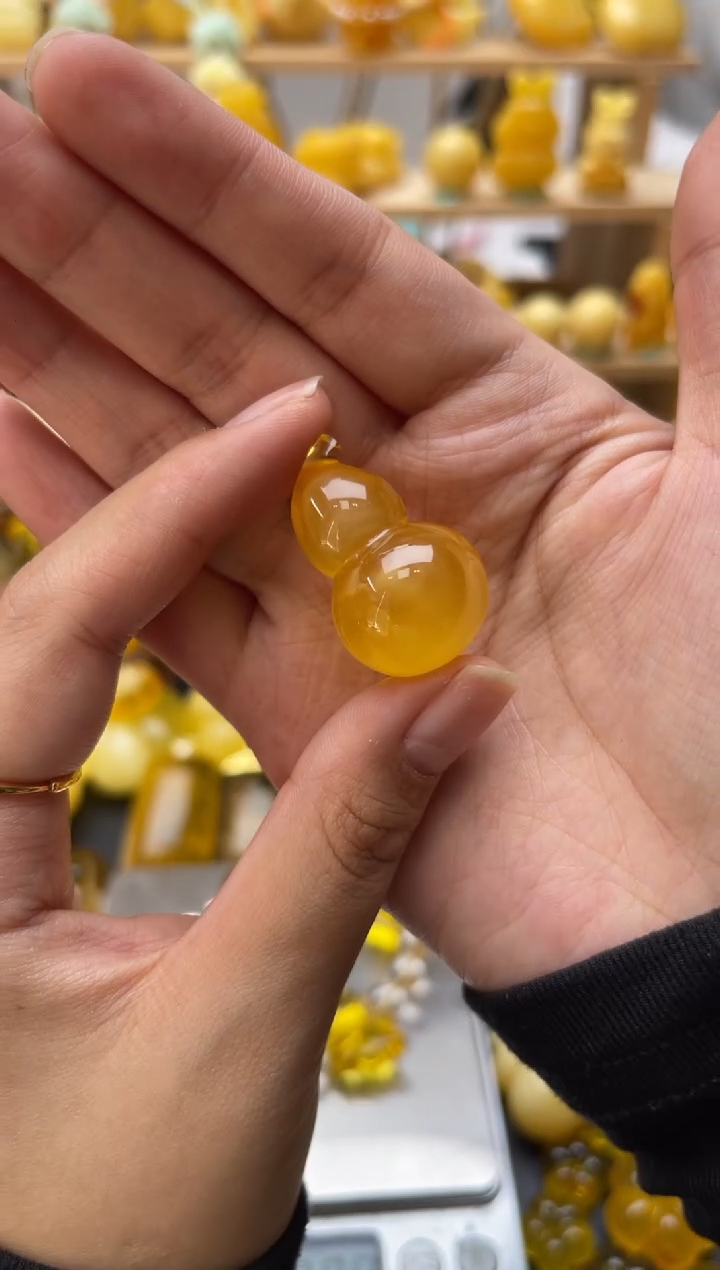 琥珀未镶嵌珠宝奇石052琥珀蜜蜡微瑕