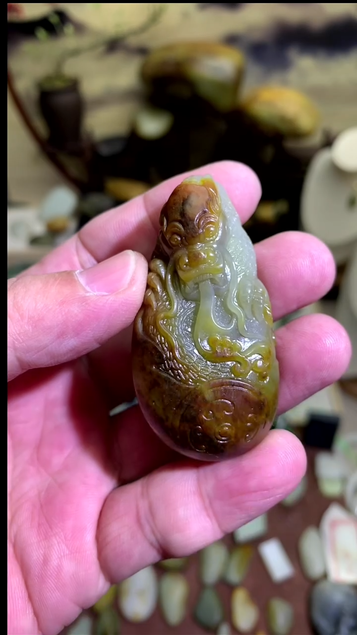 【闪购商品】和田玉颈饰未镶嵌子料红皮龙吐水