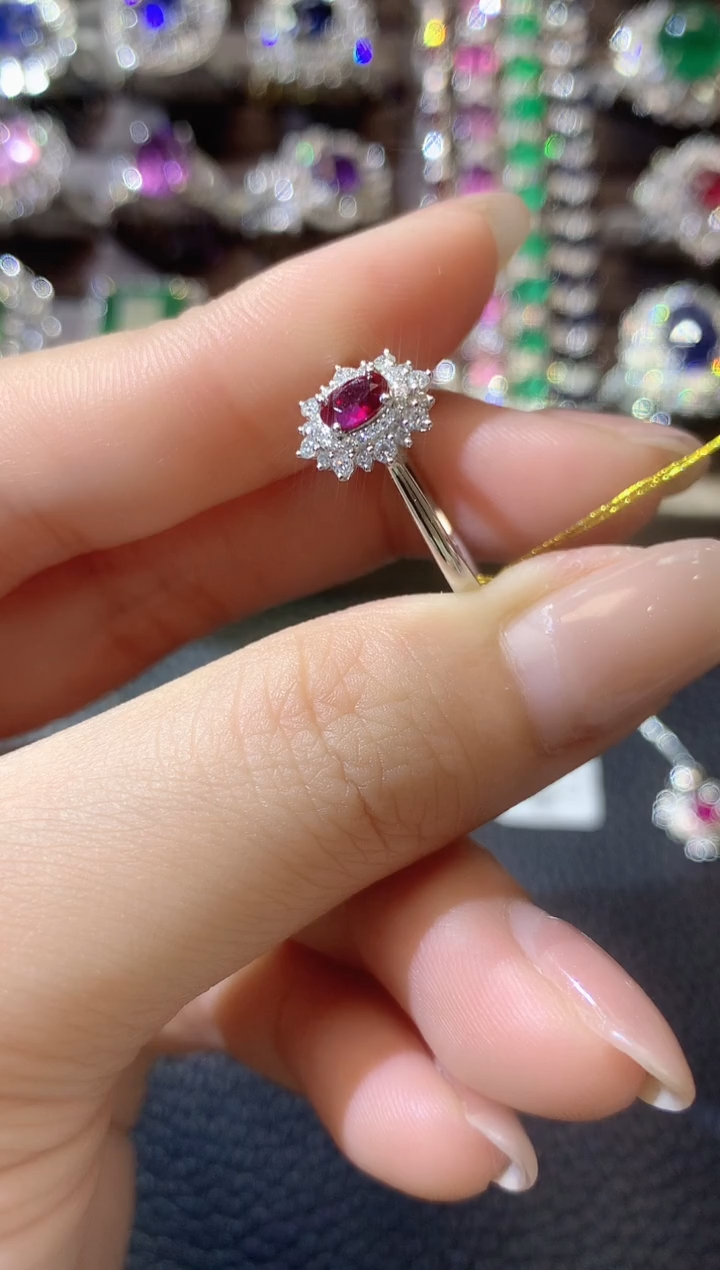 【闪购商品】红宝石戒指18K金镶嵌C44